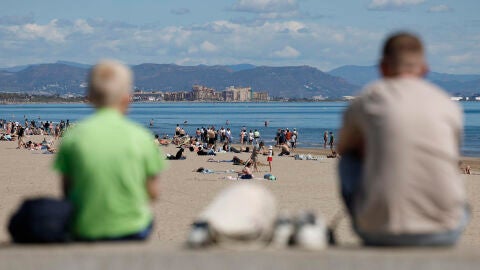 Aspecto de la playa de las Arenas en Valencia.