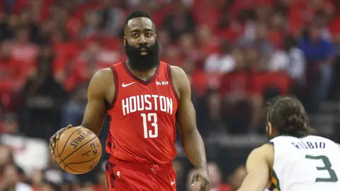 James Harden y Ricky Rubio James Harden y Ricky Rubio