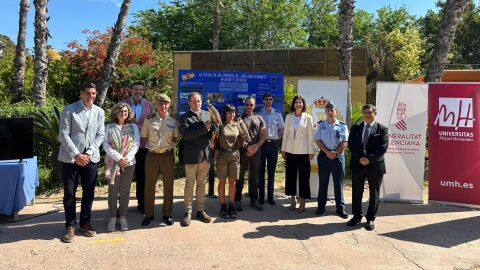 El parque Terra Natura muestra la utilidad de las aves rapaces en la prevención de accidentes en aeropuertos y bases militares aéreas